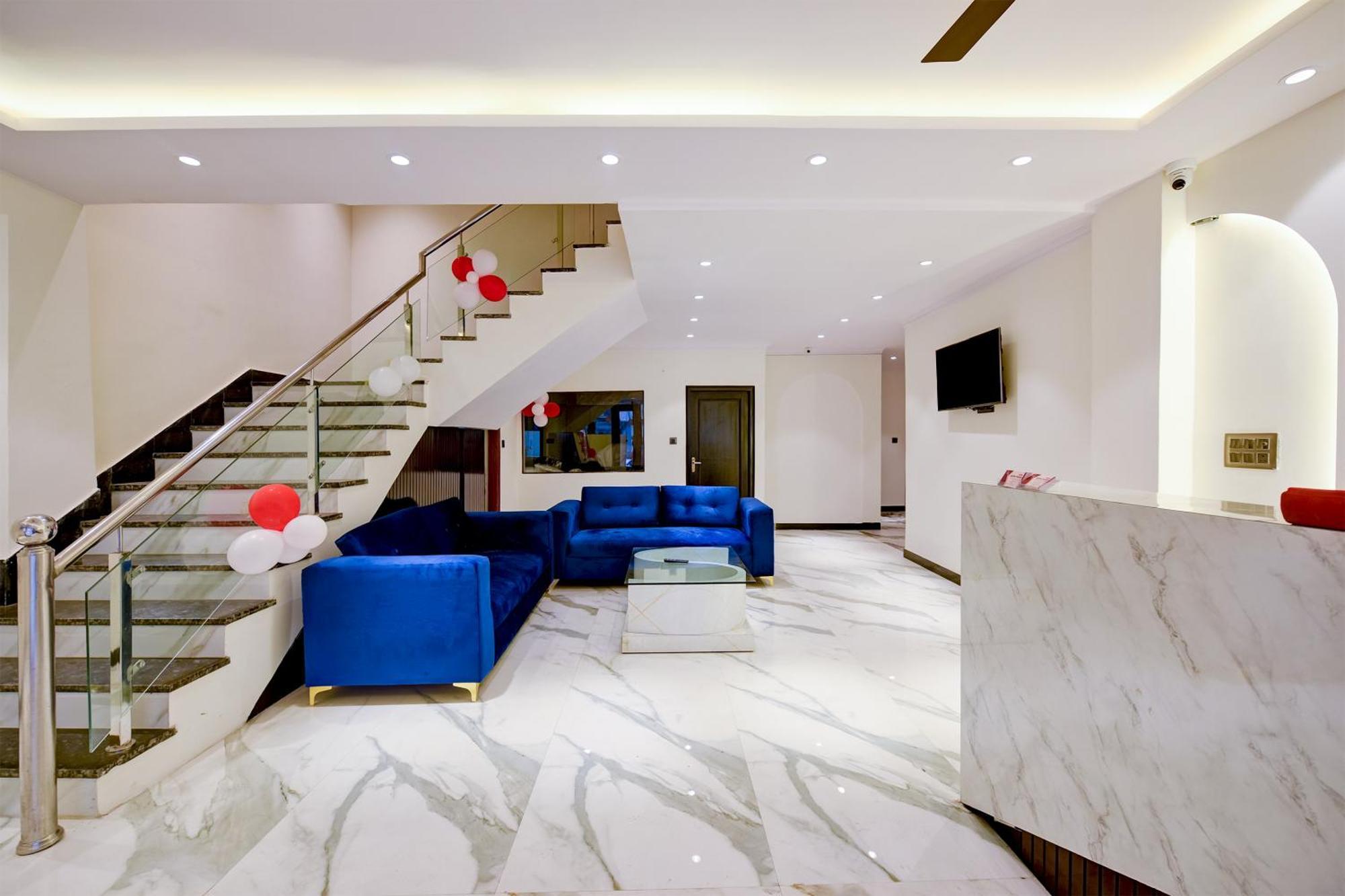 Hotel Surya Plaza New Delhi Luaran gambar