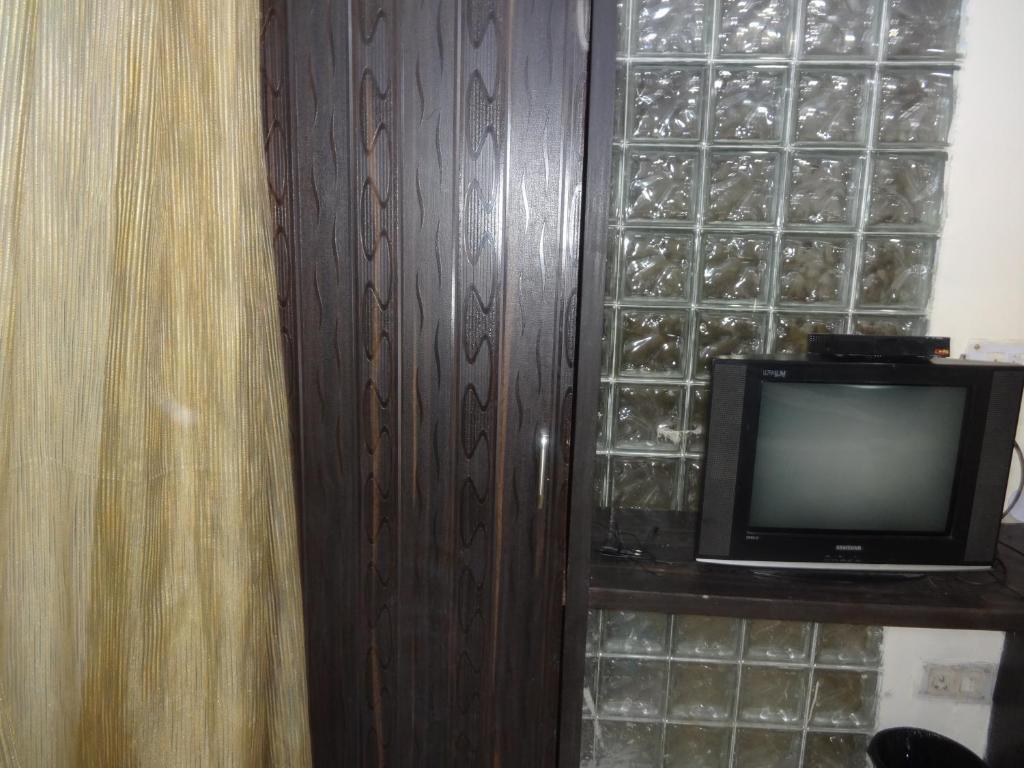 Hotel Surya Plaza New Delhi Luaran gambar